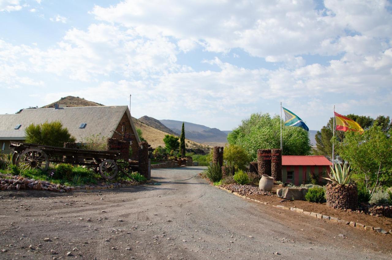 Desert Dew Guest House Hutchinson Extérieur photo