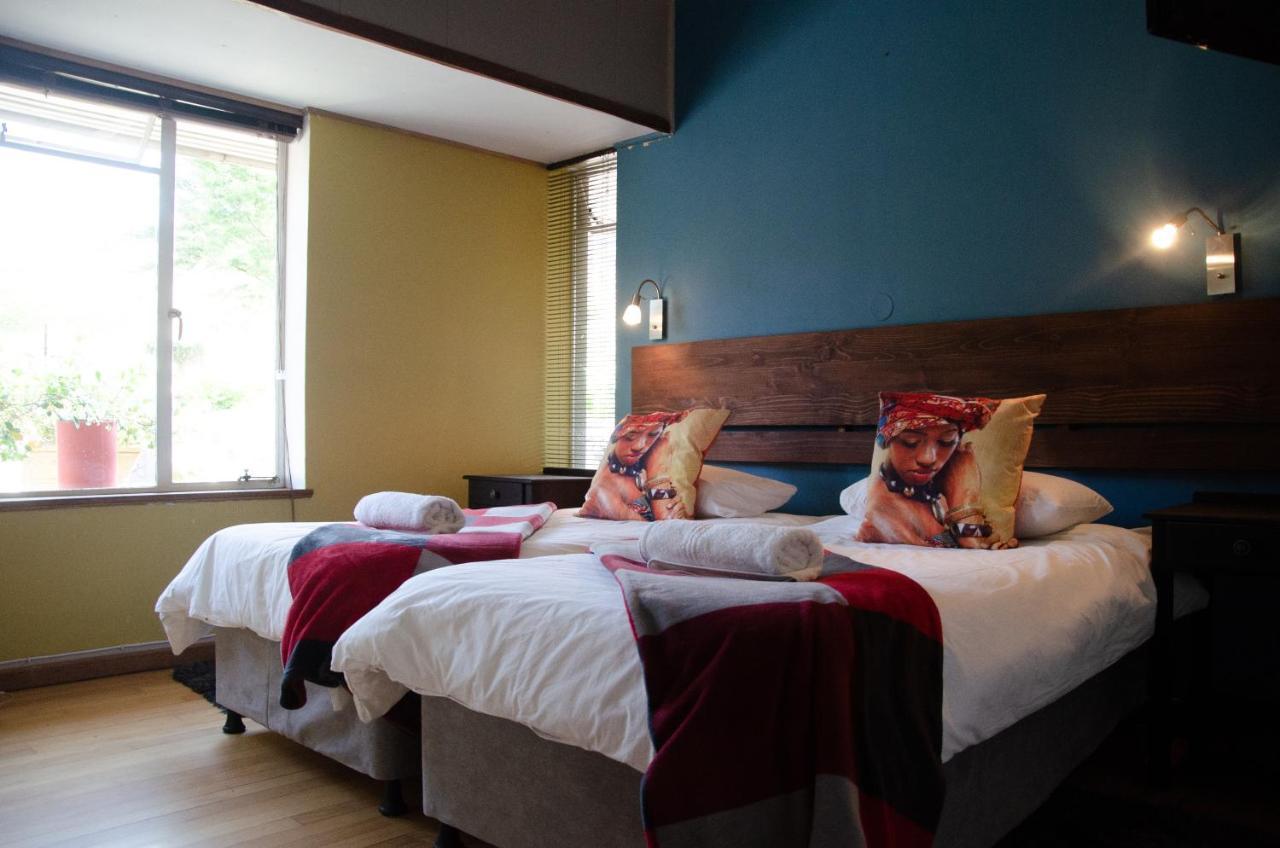 Desert Dew Guest House Hutchinson Extérieur photo